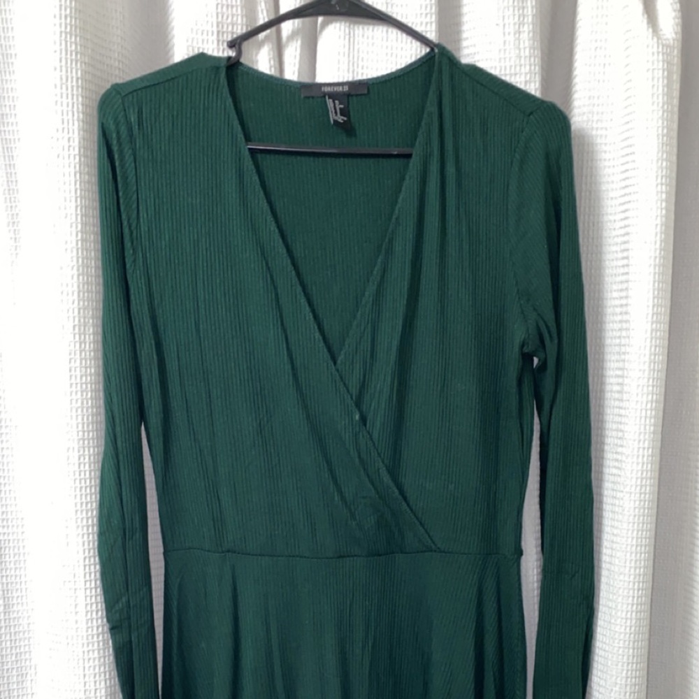 Forever 21 dress bundle! (2 dresses)